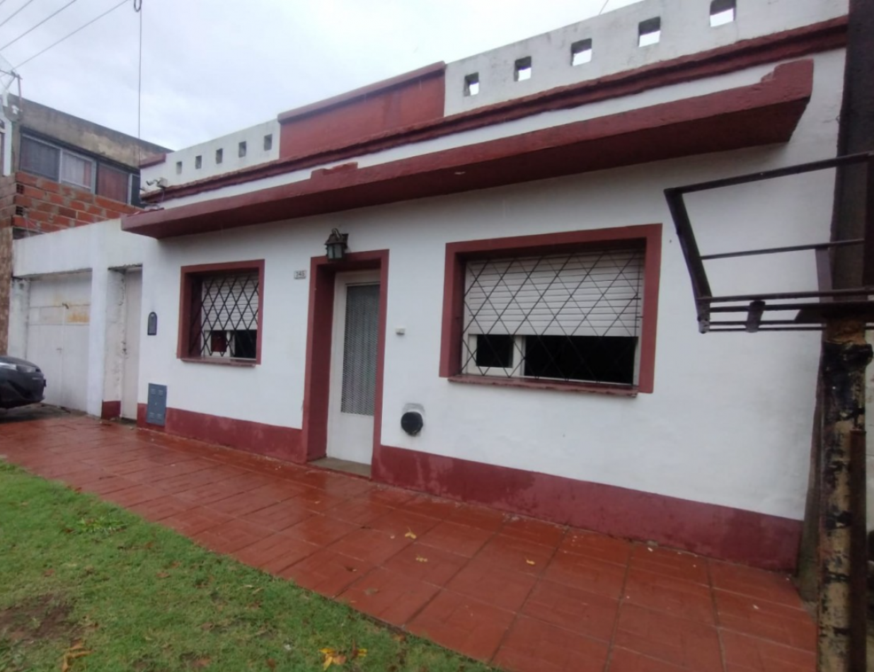 Casa 3 dormitorios con amplio terreno