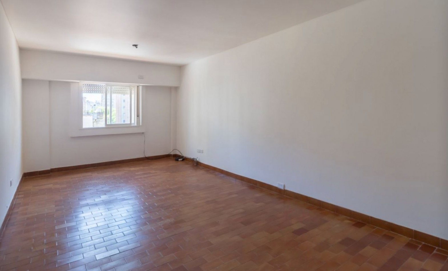 Monoambiente - Viamonte al 2.200 C.A.B.A. 6o Piso