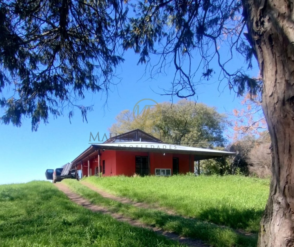 Campo de 10,5 Hectareas con importantes mejoras