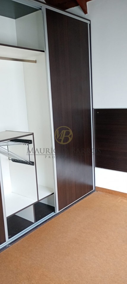 Amplio Duplex con cochera