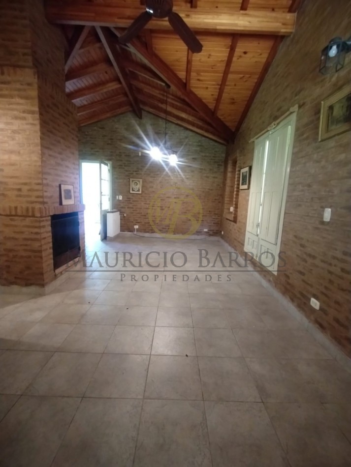 Campo de 10,5 Hectareas con importantes mejoras