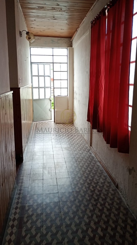 Casa centrica a refaccionar