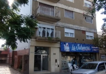 Departamento con tres dormitorios